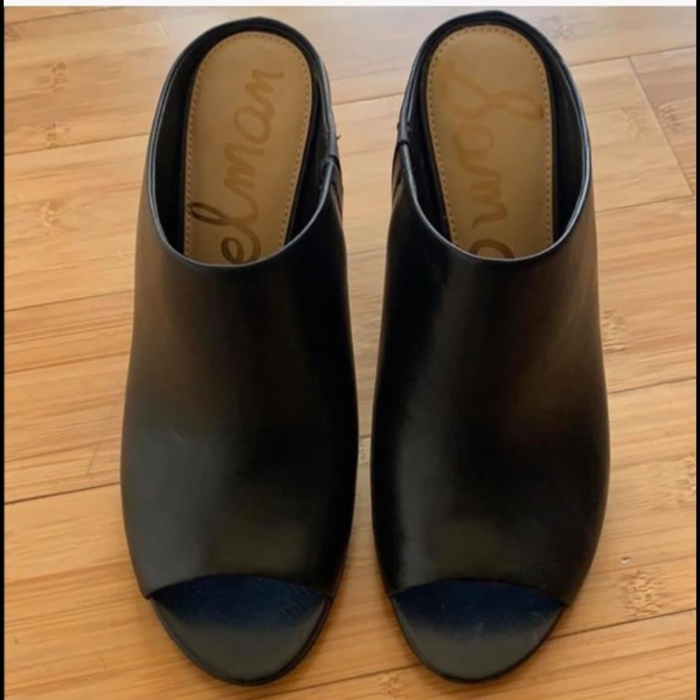 Shoes - Picture 2 of 3